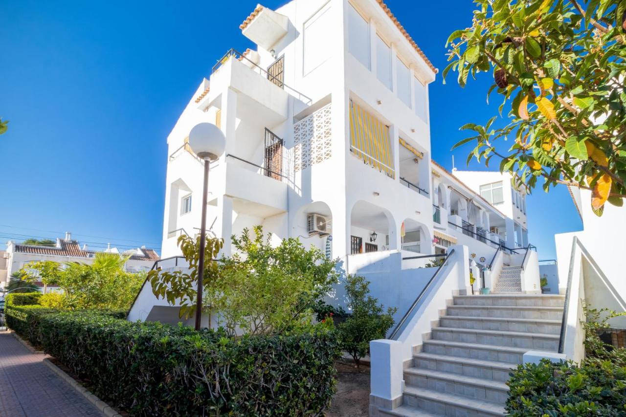 Mi Perla Apartment Торевиеха Екстериор снимка